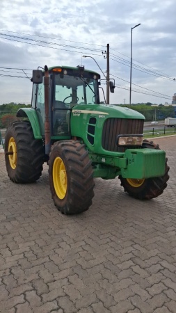 Trator John Deere 6190J ano 2019